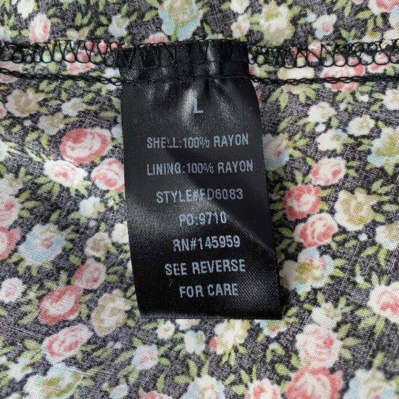 Dress Forum | Smocked Bodice Floral Midi Dress - Picture 9 of 13